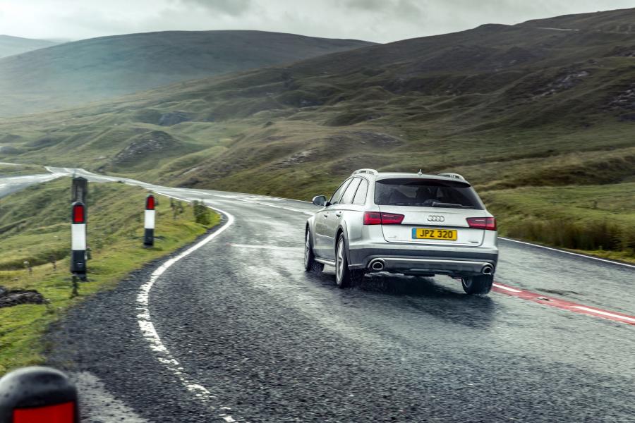  Audi A6 Allroad TDI Quattro (4G, C7) 2014 года  (UK) (фото 14 из 15)